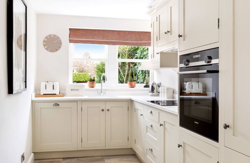 Harrogate House | Entire spacious apartment - central Harrogate