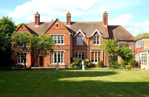 Willingham Apartment | Executive Ensuite with Bath Countryside view