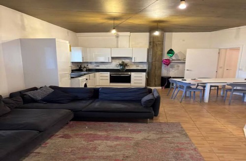 Haggerston Apartment | Explore East London - Near Shoreditch & Brick Lane - Pass the Keys