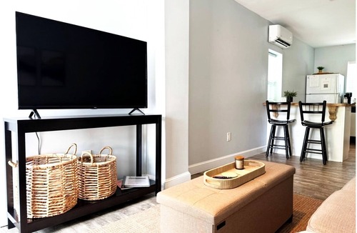 Crescent Lake House | Explore St. Pete! Bikes Included, Prime Spot