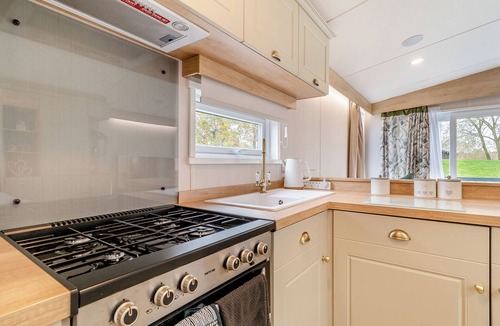 Aubourn Ski Chalet | Family and dog friendly lodge.