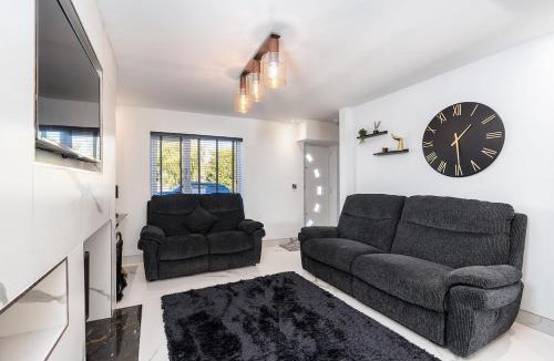 Huttoft House | Family-Friendly House