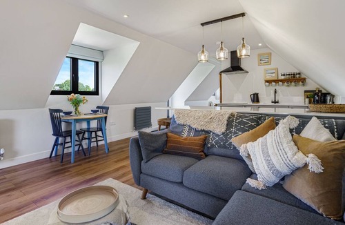 Little Cowarne Cottage | Ferny Retreat - Romantic barn conversion, Hay-On-Wye