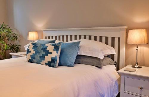 Sleaford House | Finest Retreats - The Asparagus Shed