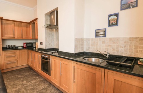 Whitby Apartment | FLAT 4, pet friendly in Whitby