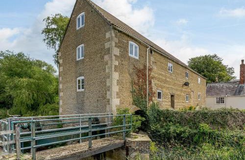 Thurlby House | Fletland Mill