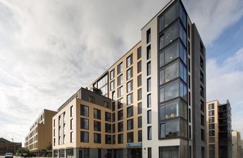 Stockwell Apartment | For Students Only - Glassyard Building in London