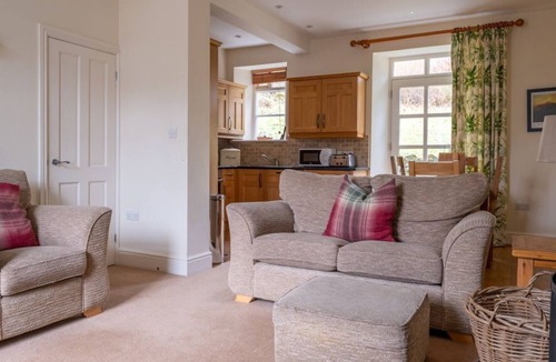 Newland Near Ulverston House | FORGE: Quaint Cottage Retreat with WiFi