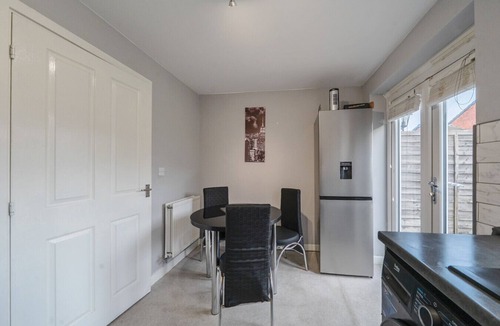 Wolverhampton House | Four-bedroom home with garden, workspace and easy city access