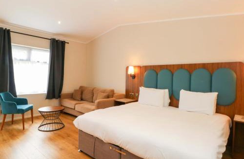 Charnock Richard House | Fox Lodge