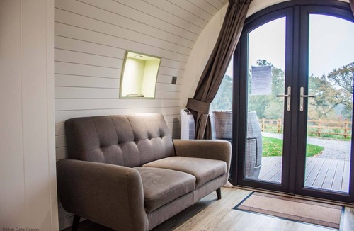Pickering Cabin | Foxtail Glamping Pod - sleeps 2 | Gold Award winning