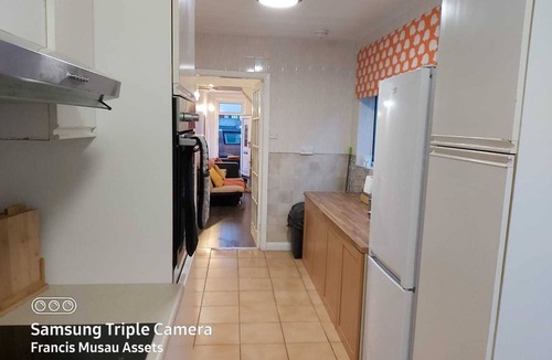Gedling Apartment | Garden City House - Huku Kwetu (Notts)