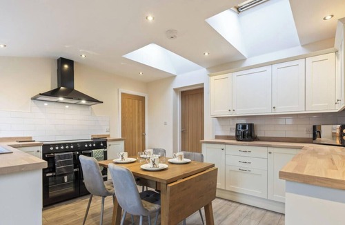 Denstone House | Lisa`s Cottage: Pool Table