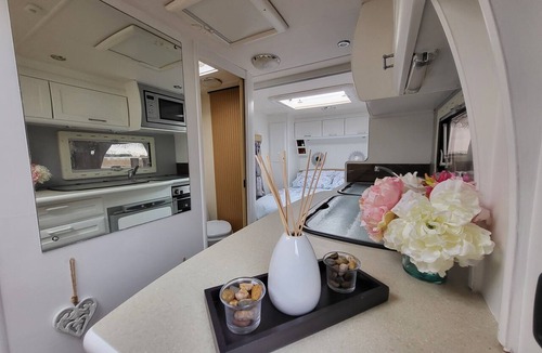 Wisbech RV Rental | Glamping with Llamas in Valentina Stargazer Belle