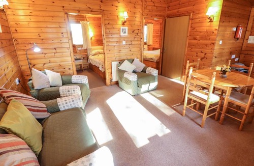 Alford House | Goldcrest