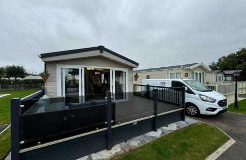 Chapel Saint Leonards Other | Golden Palm Resort - The Superior Retreat - Coastal Caravan Breaks