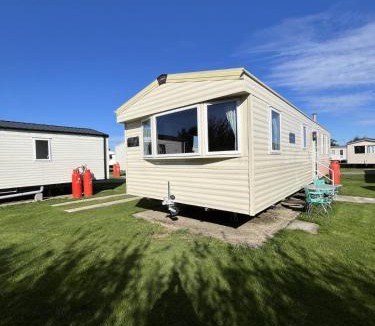 Mablethorpe and Sutton Resort | Golden Sands Mablethorpe 8 Birth Caravan