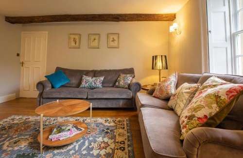 Rowsley House | Grade II Listed House near Chatsworth