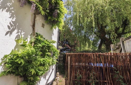 Croston Cottage | GRAPE LANE COTTAGE, pet friendly, with open fire in Croston