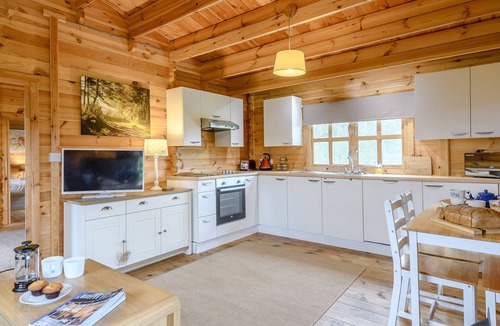Kneesall Cottage | Halfmoon Wood - UKC2194