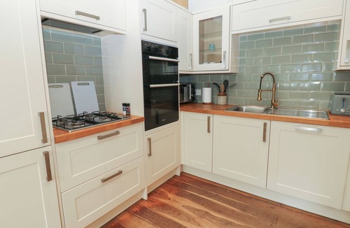 St Bees House | HAMPTON HOUSE, pet friendly, country holiday cottage in St Bees