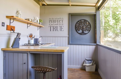 Thetford Cottage | Hartley Shepherds Hut