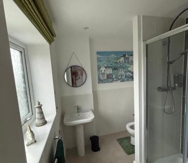 Peterborough House | Hawksbill way