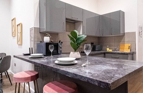 Barnsley Apartment | Hayy Apartments Stylish & Central Stays in Barnsle