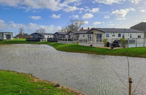 Helsey Resort | Helsey Farm Cottages