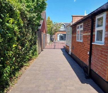 Clifton House | Henlow 2 Bedroom Annexe