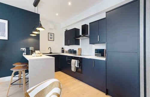Hartlepool Condo | High-Spec Hartlepool 3BR Apartment | Sleeps 5 by Stay With Us