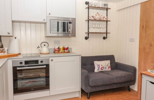 Radbourne House | Hillside Hut is near Ashbourne