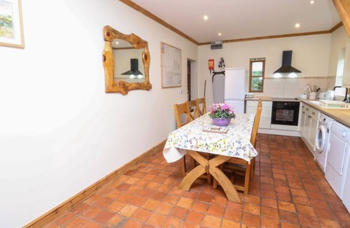 Leadenham Cabin | Hilltop Barn rests in Welbourn
