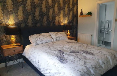 Langold House | Holden House