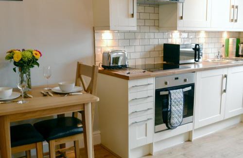 Giggleswick House | Holly Bank Cottage