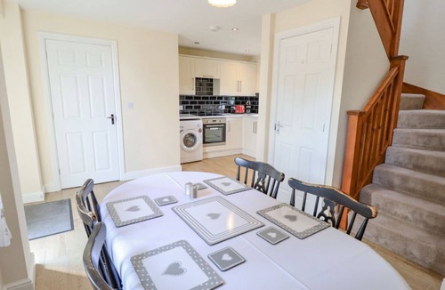 Alford House | Holly Cottage, Alford