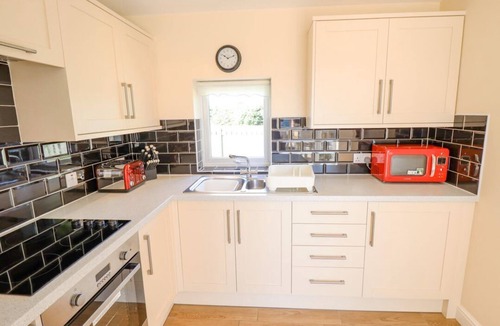 Alford House | Holly Cottage, Alford