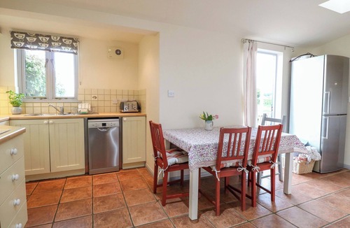 Ringstead Cottage | HOLLYHOCK, pet friendly, country holiday cottage in Houghton