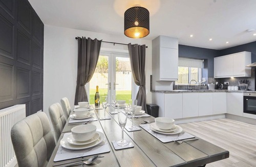 Chapeltown House | Homebird Property - The Willows