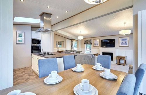 Allerthorpe Ski Chalet | Host & Stay | Bramble Lodge