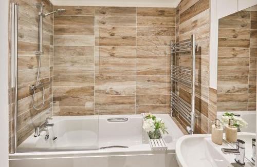 Egton House | Host & Stay - Eller Beck, The Cabin In The Woods