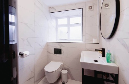 Pickering Apartment | Host & Stay | Iris Cottage