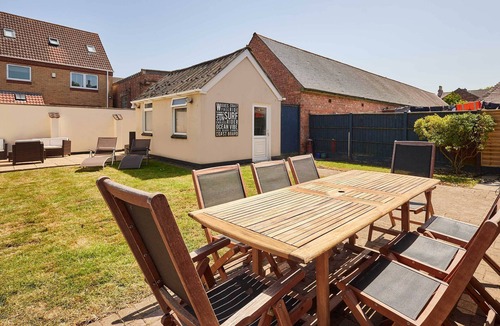 Skegness House | Host & Stay | Roseberry Avenue