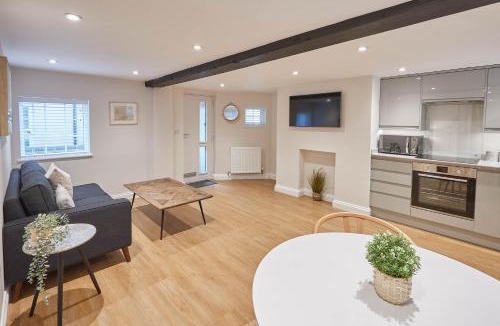 West Cliff Apartment | Host & Stay - Staffordshire Hideaway