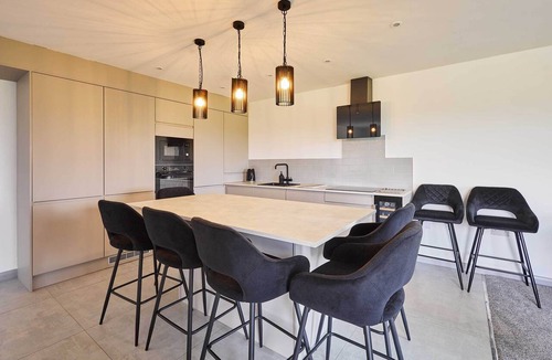 Hallington House | Host & Stay | Thistle Cottage