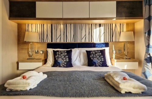 Woodhall Spa Cabin | Hotchkin Lodge, Woodhall Spa