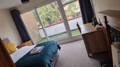 Milton Keynes House | House56
