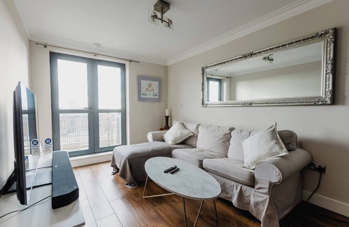 Hull Old Town Apartment | Hullidays King`s & Queens Ensuite