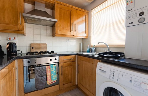 Hull Apartment | Hullidays》Victoria Dock Residence