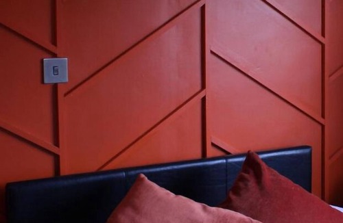 Peterborough Apartment | Ideal Work Stay Studio 3 - Ensuite, Kitchenette & Communal Area